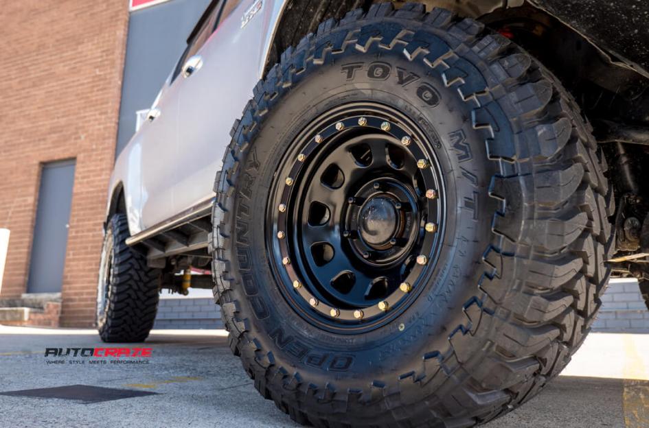 TOYOTA HILUX N80 4WD D LOCKER BLACK
